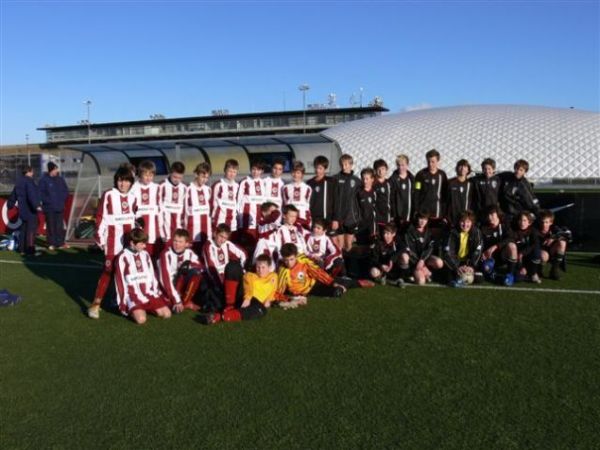 Foto: Generálka na jedničku. Neratovice si proti mladíkům Slavie